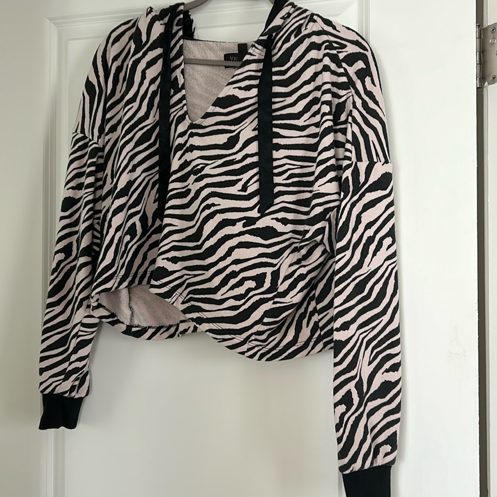Victoria secret pull over
